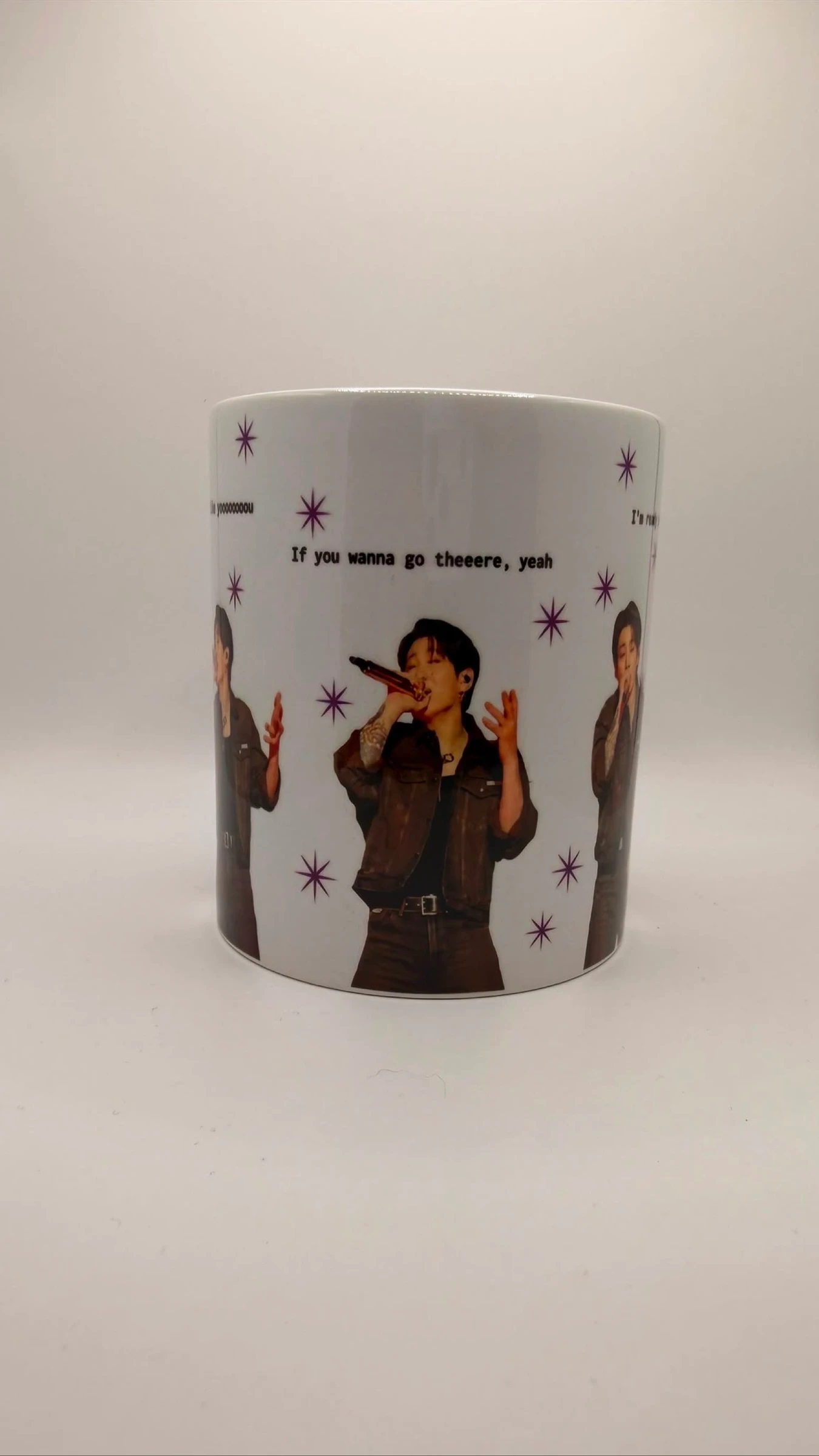 Caneca BTS nova 